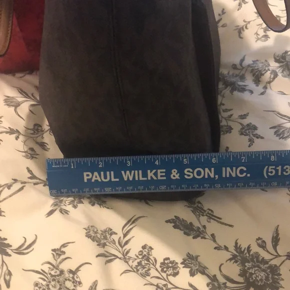 Michael Kors Brown Tote Bag - Picture 8 of 8